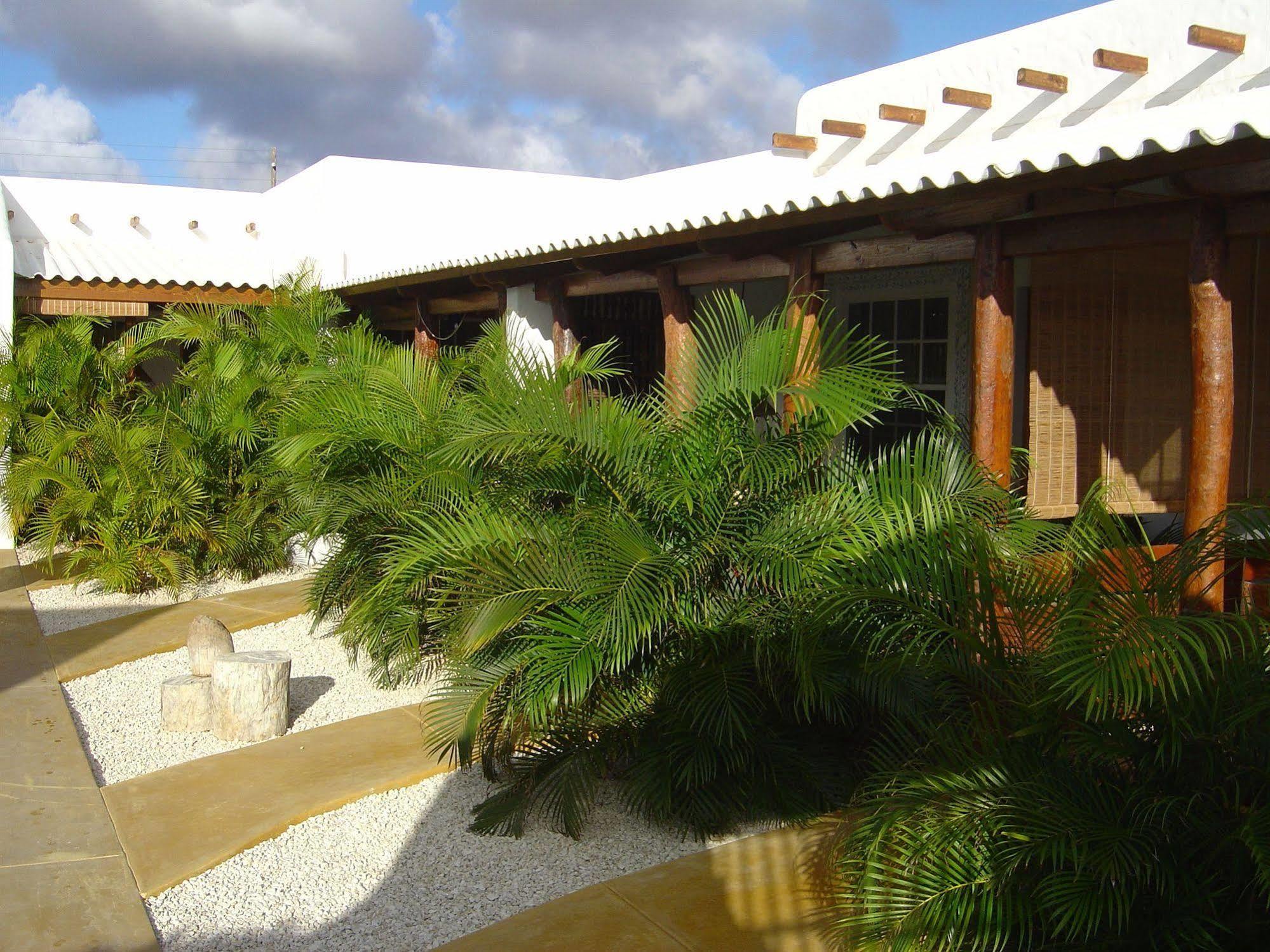 Bonaire Fun Apartments Exterior photo