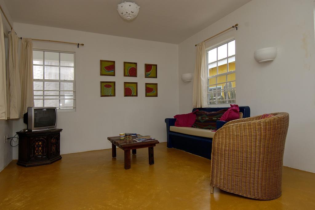 Bonaire Fun Apartments Exterior photo